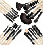 Makeup Brush Set with Wood Handle - 24 Pieces Black